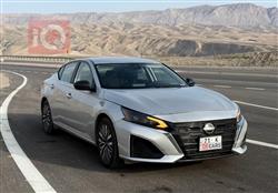 نيسان ألتيما